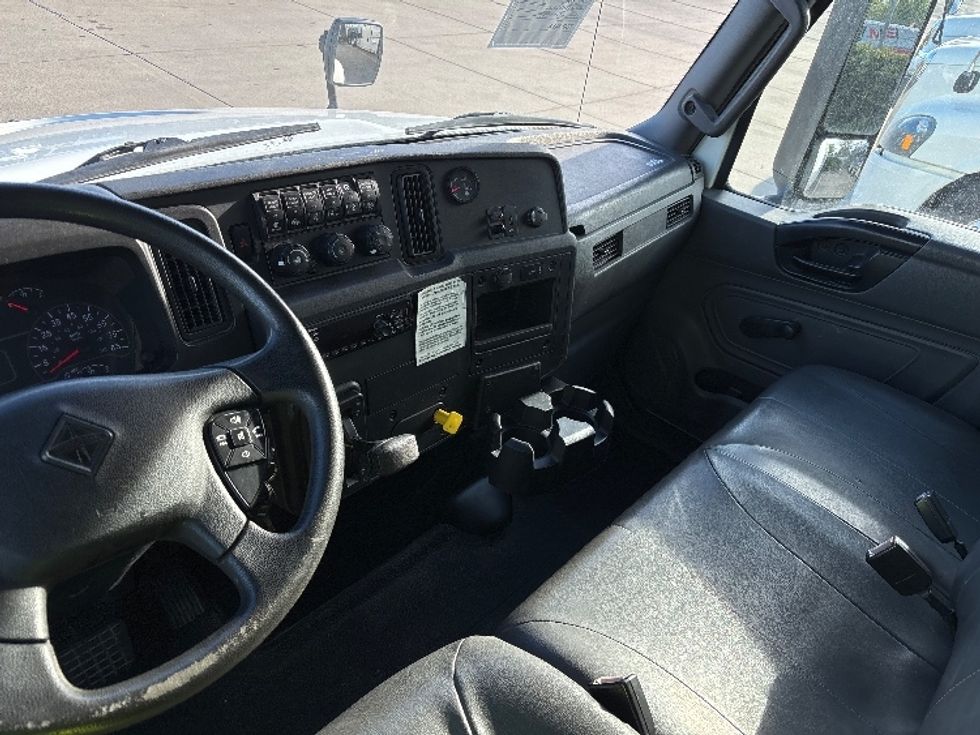Medium Duty Box Truck-Light and Medium Duty Trucks-International-2020-MV607-Salt Lake City-UT-140,824\n\t\tmiles-$ 56,750 - Image 17