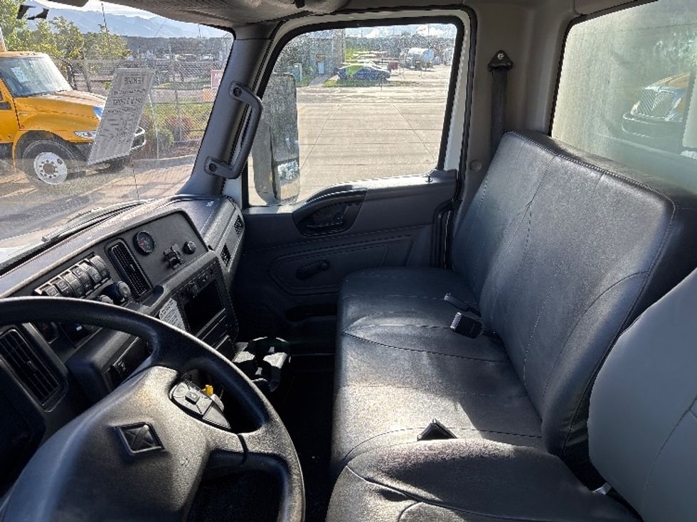 Medium Duty Box Truck-Light and Medium Duty Trucks-International-2020-MV607-Salt Lake City-UT-140,824\n\t\tmiles-$ 56,750 - Image 19