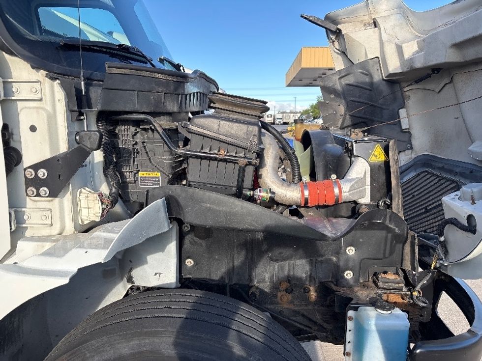 Medium Duty Box Truck-Light and Medium Duty Trucks-International-2020-MV607-Salt Lake City-UT-140,824\n\t\tmiles-$ 56,750 - Image 23