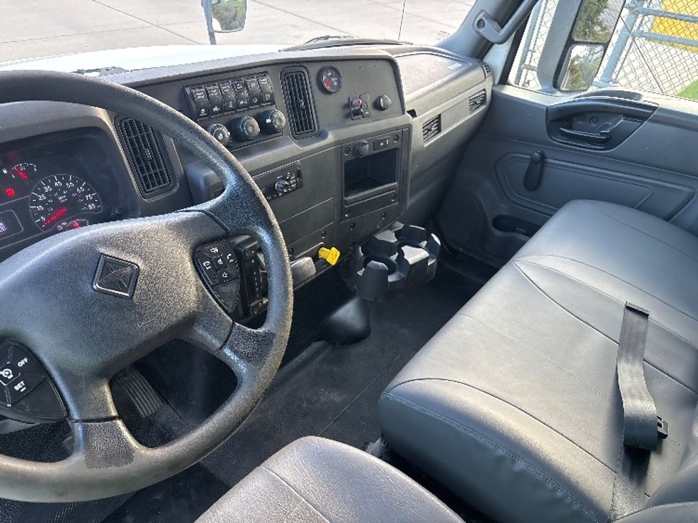 Medium Duty Box Truck-Light and Medium Duty Trucks-International-2020-MV607-Salt Lake City-UT-141,280\n\t\tmiles-$ 56,750 - Image 17