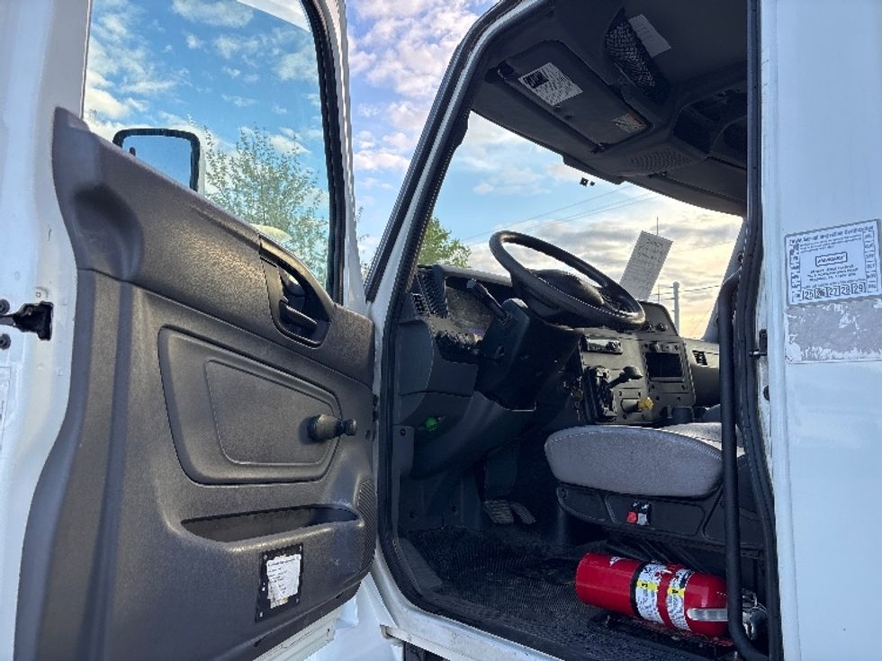 Medium Duty Box Truck-Light and Medium Duty Trucks-International-2020-MV607-Salt Lake City-UT-141,280\n\t\tmiles-$ 56,750 - Image 16