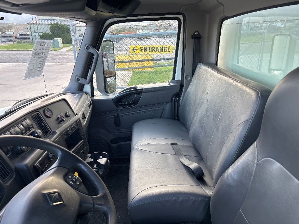 Medium Duty Box Truck-Light and Medium Duty Trucks-International-2020-MV607-Salt Lake City-UT-141,280\n\t\tmiles-$ 56,750 - Image 19