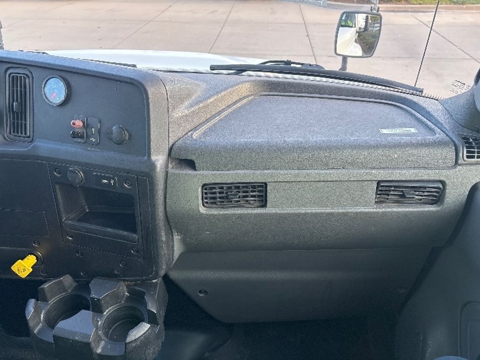 Medium Duty Box Truck-Light and Medium Duty Trucks-International-2020-MV607-Salt Lake City-UT-141,280\n\t\tmiles-$ 56,750 - Image 21