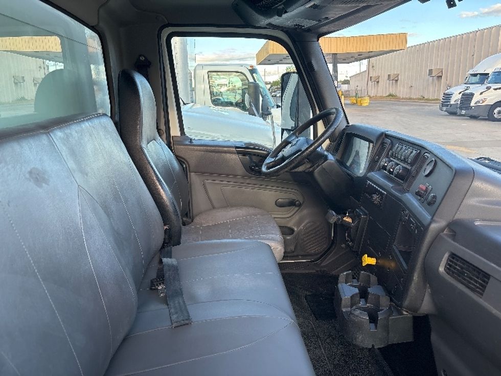 Medium Duty Box Truck-Light and Medium Duty Trucks-International-2020-MV607-Salt Lake City-UT-141,280\n\t\tmiles-$ 56,750 - Image 22