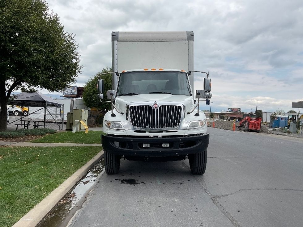 Medium Duty Box Truck-Light and Medium Duty Trucks-International-2020-MV607-Salt Lake City-UT-141,365\n\t\tmiles-$ 51,250 - Image 2