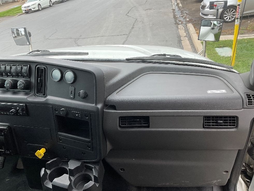 Medium Duty Box Truck-Light and Medium Duty Trucks-International-2020-MV607-Salt Lake City-UT-141,365\n\t\tmiles-$ 51,250 - Image 21
