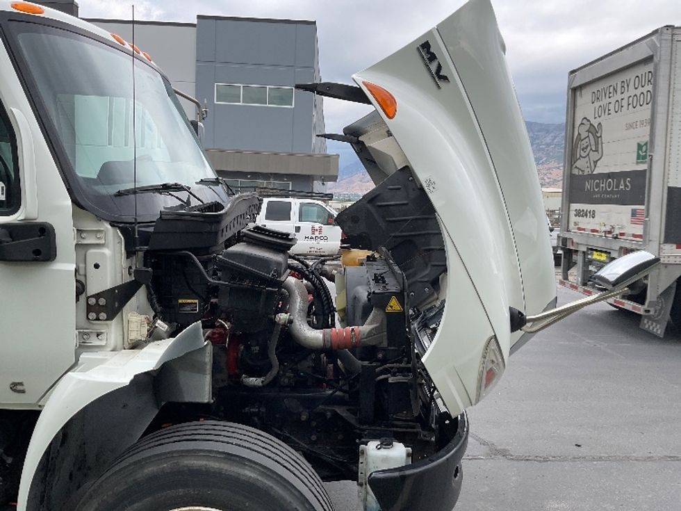 Medium Duty Box Truck-Light and Medium Duty Trucks-International-2020-MV607-Salt Lake City-UT-141,365\n\t\tmiles-$ 51,250 - Image 23