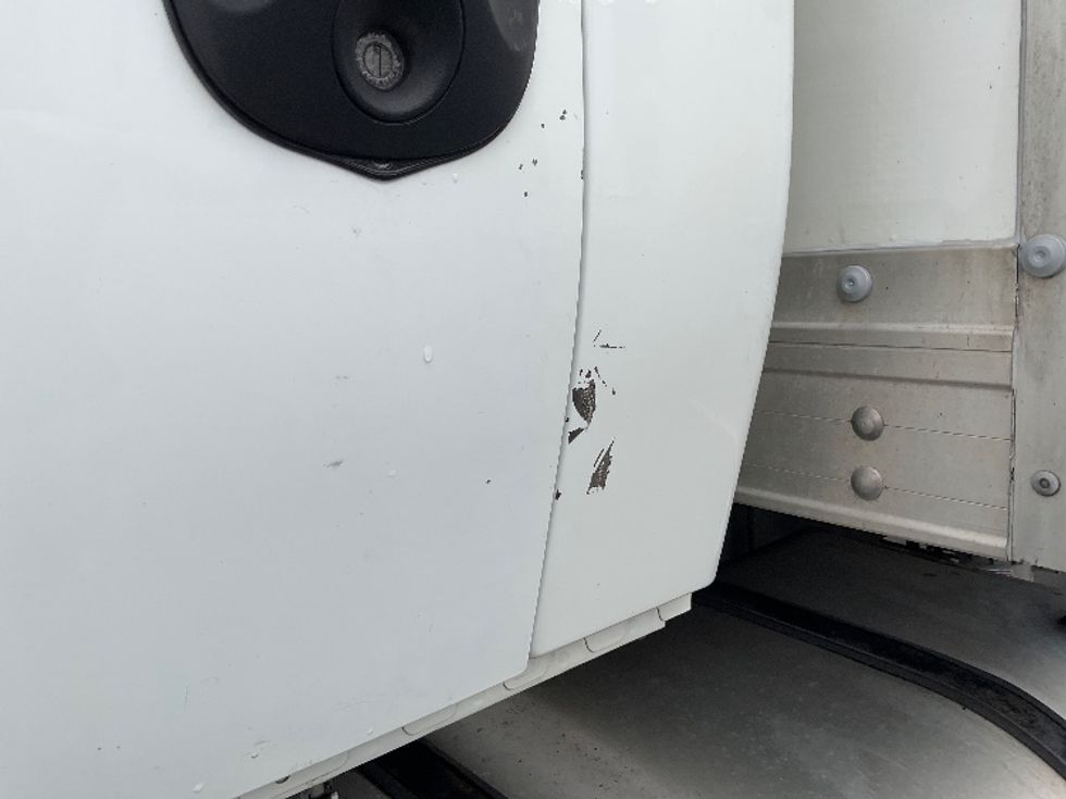 Medium Duty Box Truck-Light and Medium Duty Trucks-International-2020-MV607-Salt Lake City-UT-141,365\n\t\tmiles-$ 51,250 - Image 25