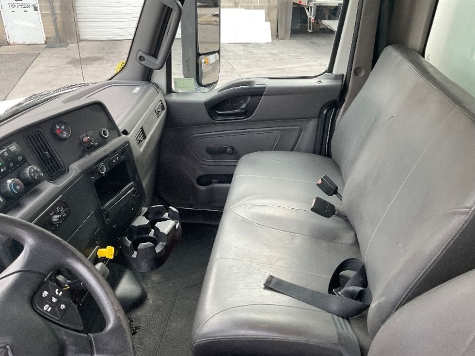 Medium Duty Box Truck-Light and Medium Duty Trucks-International-2020-MV607-Salt Lake City-UT-147,092\n\t\tmiles-$ 54,250 - Image 18
