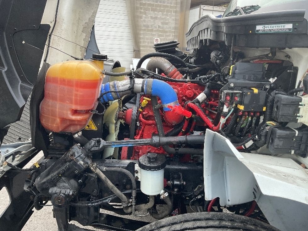 Medium Duty Box Truck-Light and Medium Duty Trucks-International-2020-MV607-Salt Lake City-UT-147,092\n\t\tmiles-$ 54,250 - Image 23