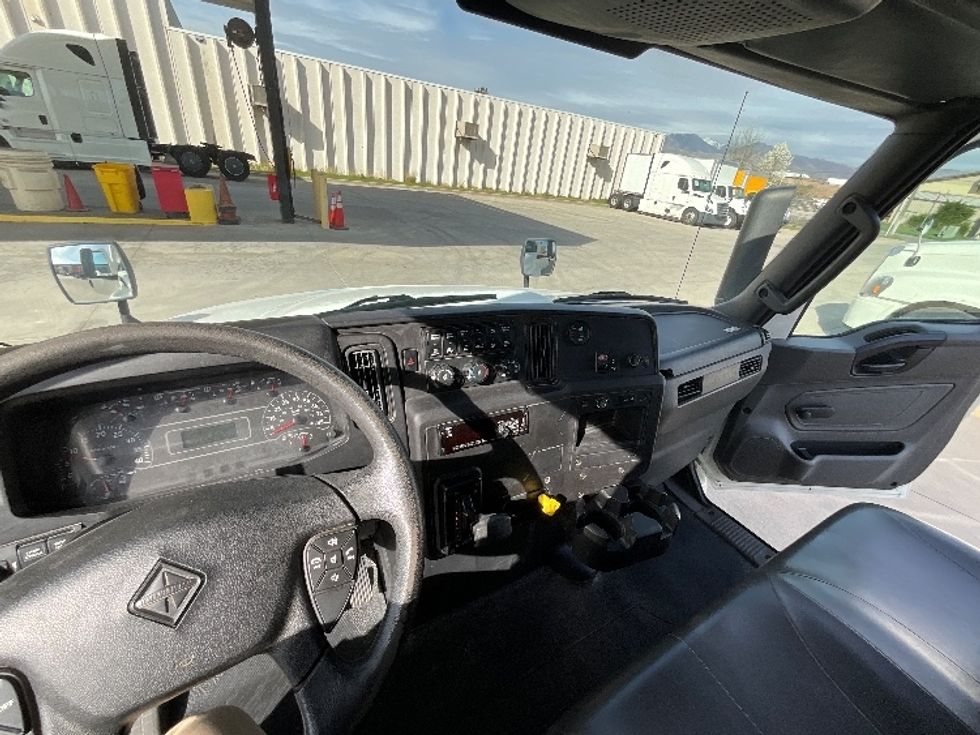 Medium Duty Box Truck-Light and Medium Duty Trucks-International-2020-MV607-Salt Lake City-UT-147,362\n\t\tmiles-$ 54,250 - Image 17