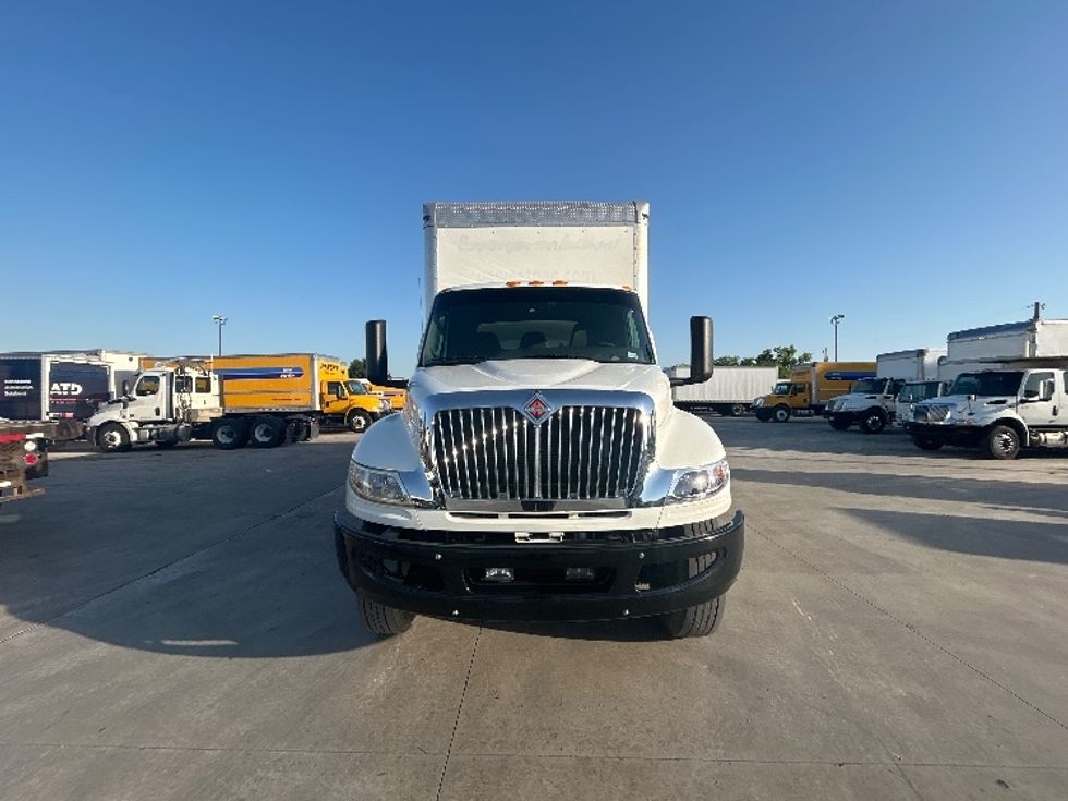 Medium Duty Box Truck-Light and Medium Duty Trucks-International-2020-MV607-San Antonio-TX-137,984\n\t\tmiles-$ 53,250 - Image 2