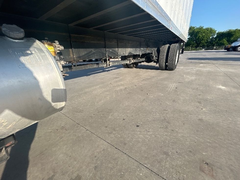 Medium Duty Box Truck-Light and Medium Duty Trucks-International-2020-MV607-San Antonio-TX-137,984\n\t\tmiles-$ 53,250 - Image 5