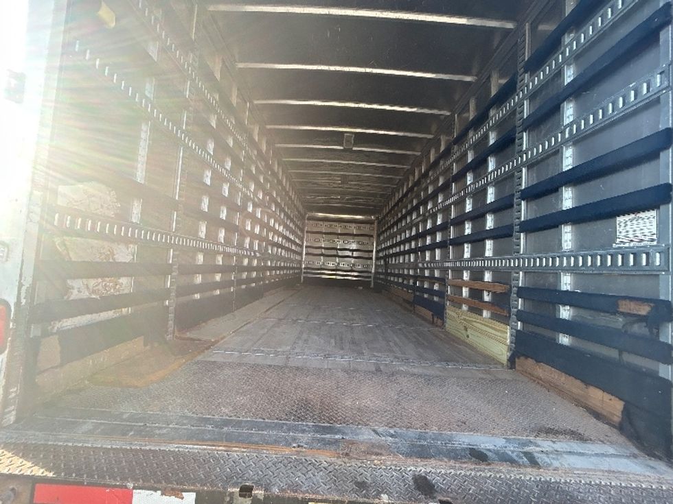 Medium Duty Box Truck-Light and Medium Duty Trucks-International-2020-MV607-San Antonio-TX-137,984\n\t\tmiles-$ 53,250 - Image 9