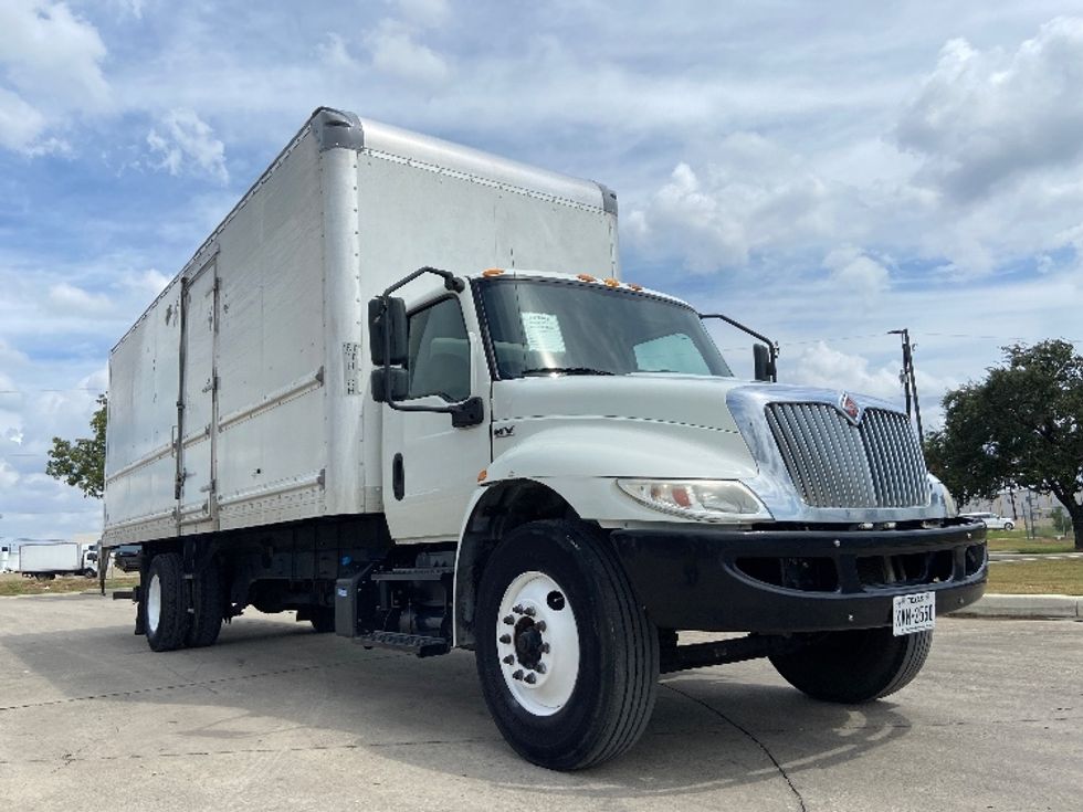 Medium Duty Box Truck-Light and Medium Duty Trucks-International-2020-MV607-San Antonio-TX-150,687\n\t\tmiles-$ 64,500 - Image 1