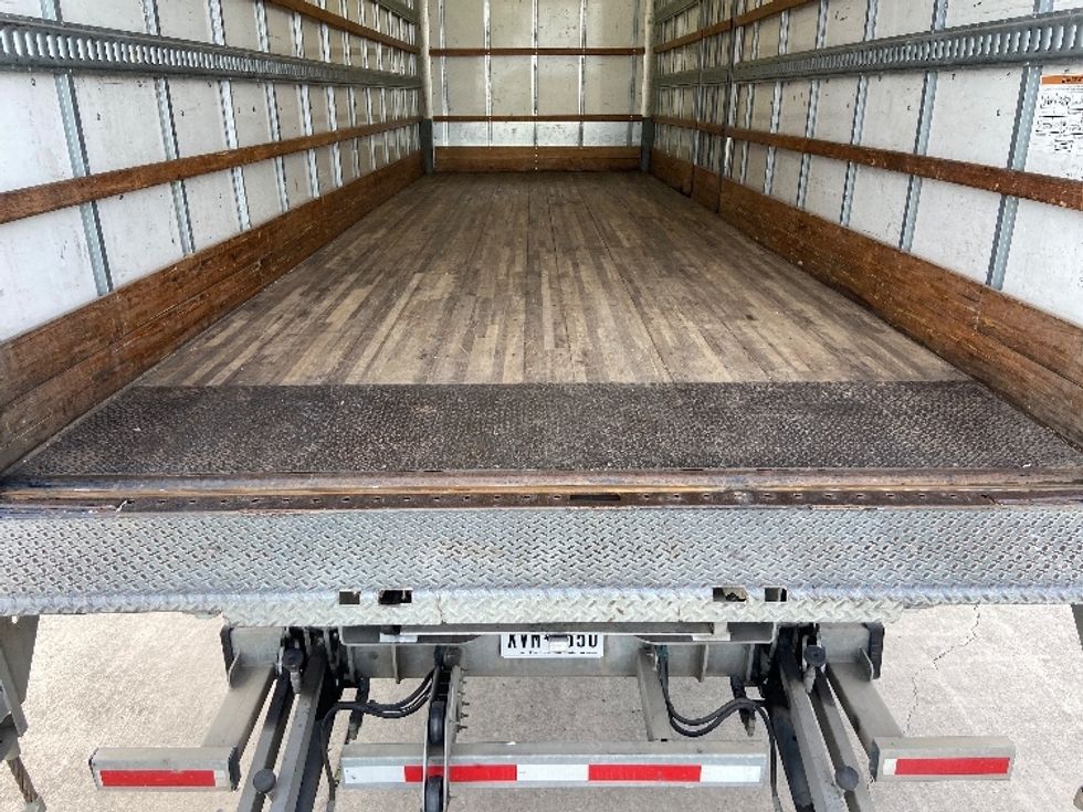 Medium Duty Box Truck-Light and Medium Duty Trucks-International-2020-MV607-San Antonio-TX-150,687\n\t\tmiles-$ 64,500 - Image 10