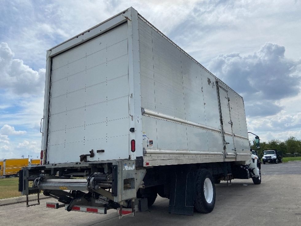 Medium Duty Box Truck-Light and Medium Duty Trucks-International-2020-MV607-San Antonio-TX-150,687\n\t\tmiles-$ 64,500 - Image 13