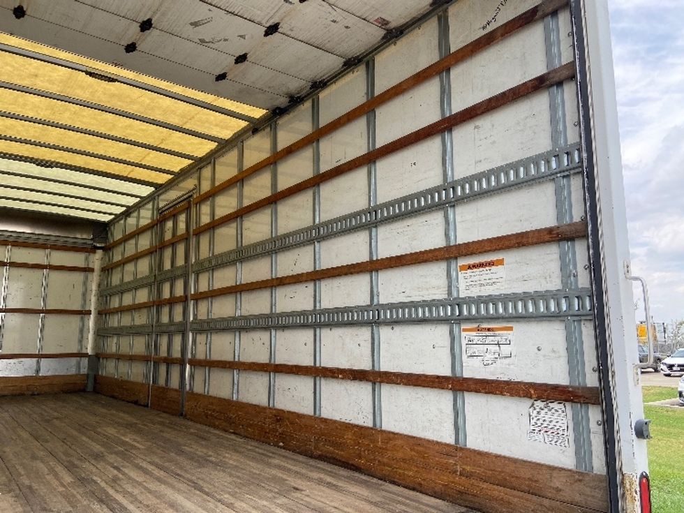 Medium Duty Box Truck-Light and Medium Duty Trucks-International-2020-MV607-San Antonio-TX-150,687\n\t\tmiles-$ 64,500 - Image 12