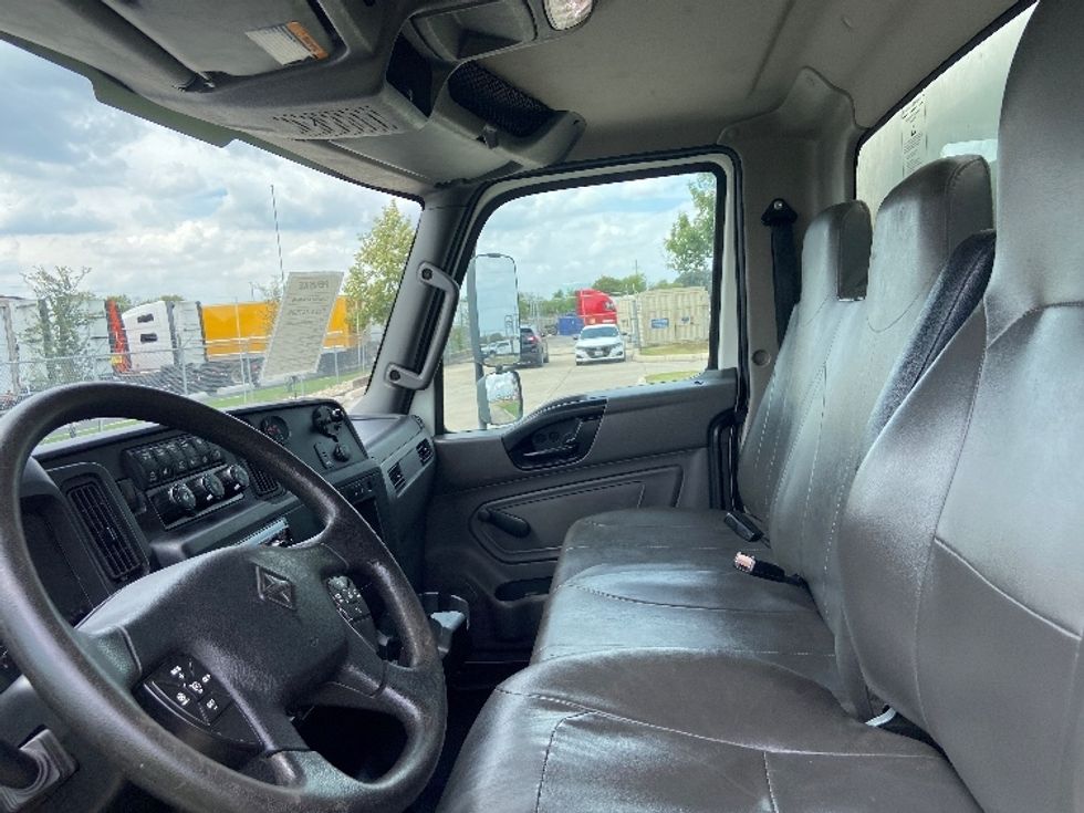 Medium Duty Box Truck-Light and Medium Duty Trucks-International-2020-MV607-San Antonio-TX-150,687\n\t\tmiles-$ 64,500 - Image 19