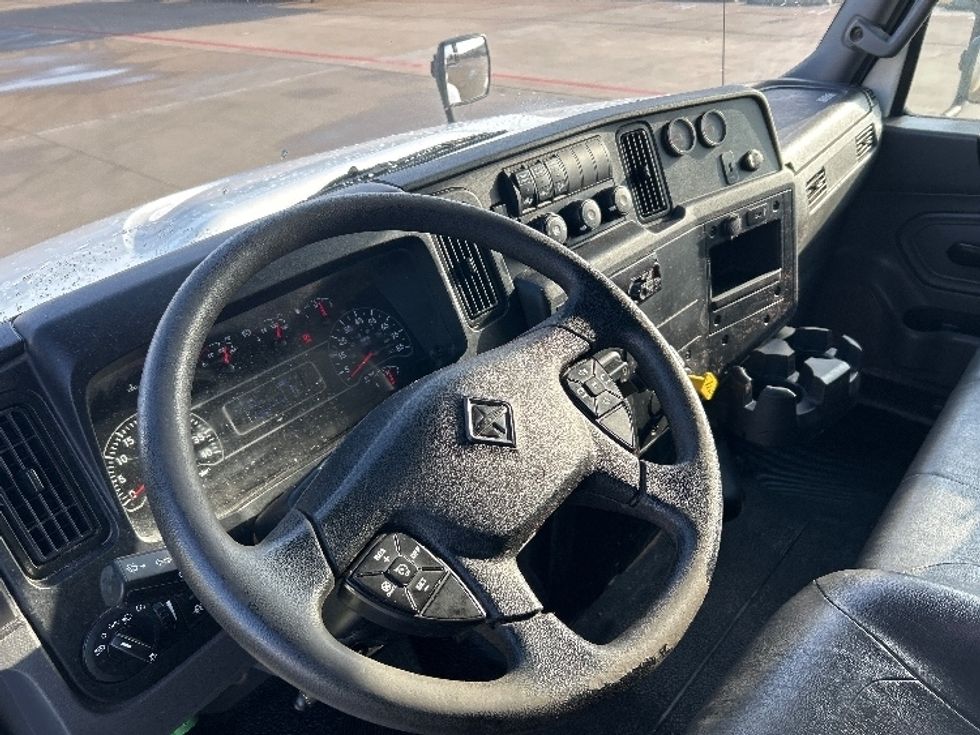Medium Duty Box Truck-Light and Medium Duty Trucks-International-2020-MV607-San Antonio-TX-155,010\n\t\tmiles-$ 53,250 - Image 17