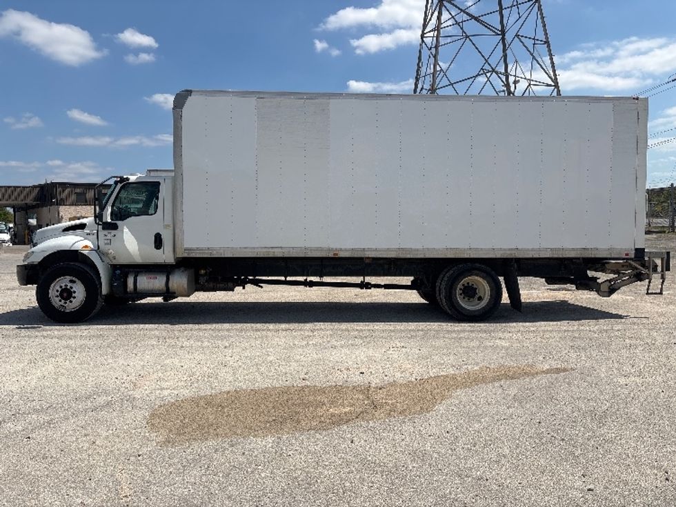 Medium Duty Box Truck-Light and Medium Duty Trucks-International-2020-MV607-San Antonio-TX-155,010\n\t\tmiles-$ 53,250 - Image 4