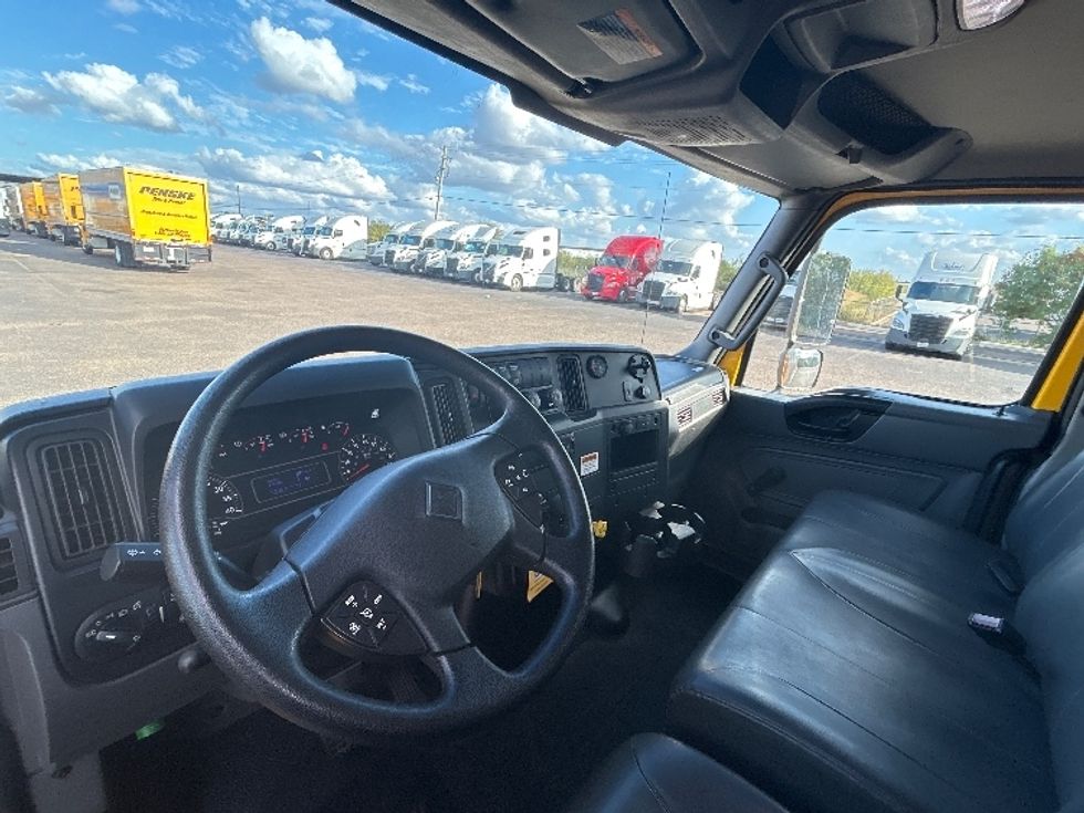 Medium Duty Box Truck-Light and Medium Duty Trucks-International-2020-MV607-San Antonio-TX-179,266\n\t\tmiles-$ 32,000 - Image 16