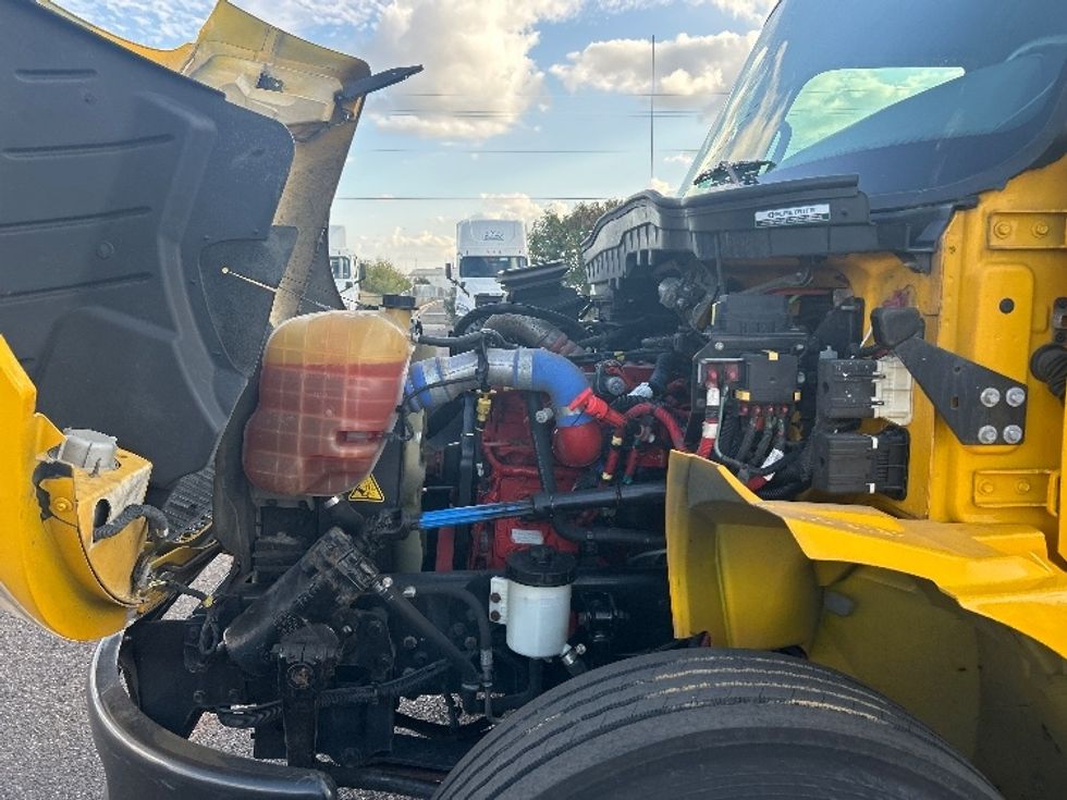 Medium Duty Box Truck-Light and Medium Duty Trucks-International-2020-MV607-San Antonio-TX-179,266\n\t\tmiles-$ 32,000 - Image 23