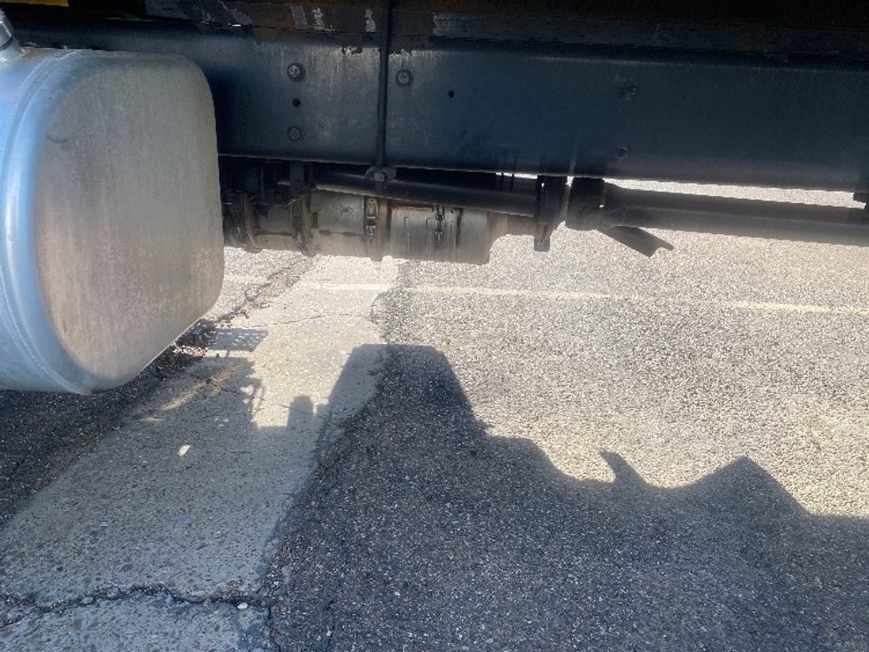 Medium Duty Box Truck-Light and Medium Duty Trucks-International-2020-MV607-San Antonio-TX-179,266\n\t\tmiles-$ 32,000 - Image 5