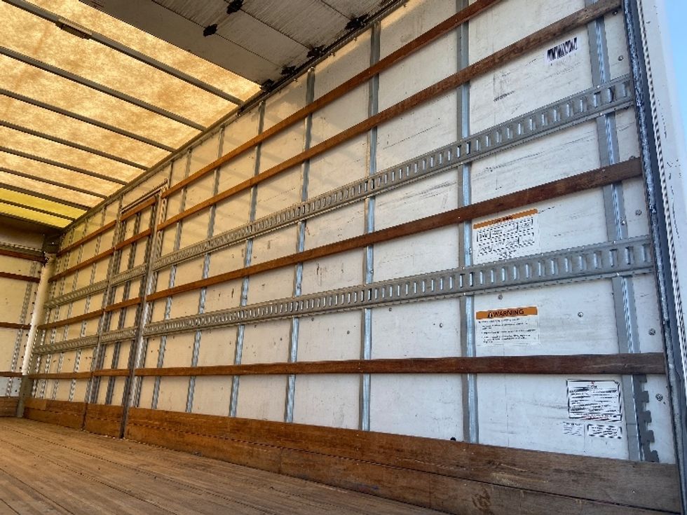 Medium Duty Box Truck-Light and Medium Duty Trucks-International-2020-MV607-San Antonio-TX-217,941\n\t\tmiles-$ 49,500 - Image 12