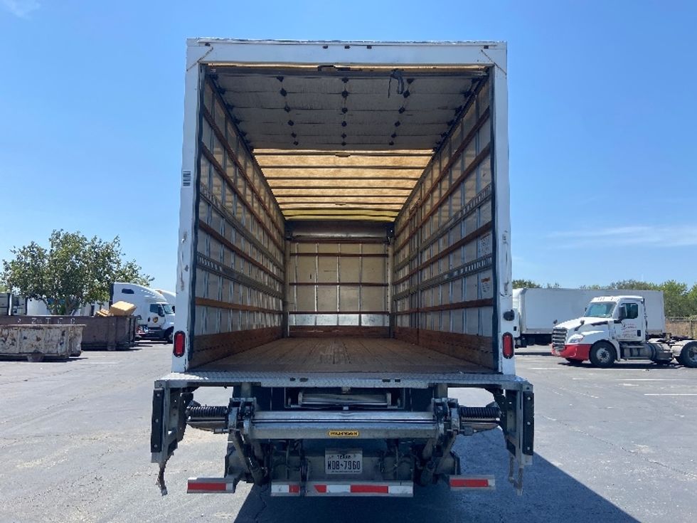 Medium Duty Box Truck-Light and Medium Duty Trucks-International-2020-MV607-San Antonio-TX-217,941\n\t\tmiles-$ 49,500 - Image 8