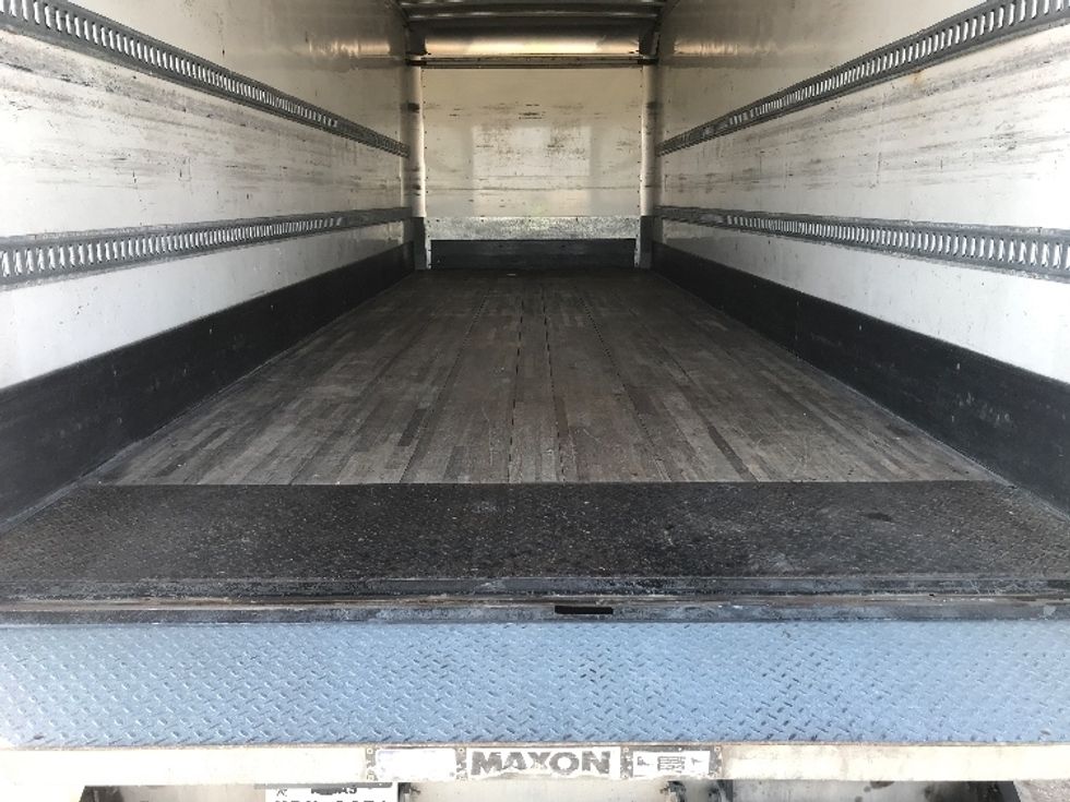 Medium Duty Box Truck-Light and Medium Duty Trucks-International-2020-MV607-San Antonio-TX-240,553\n\t\tmiles-$ 39,500 - Image 10