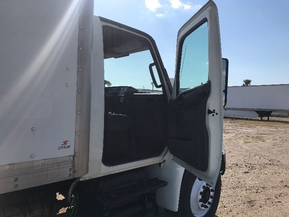 Medium Duty Box Truck-Light and Medium Duty Trucks-International-2020-MV607-San Antonio-TX-240,553\n\t\tmiles-$ 39,500 - Image 20