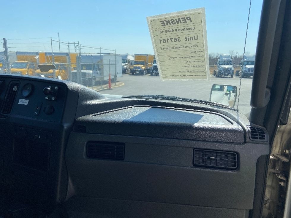 Medium Duty Box Truck-Light and Medium Duty Trucks-International-2020-MV607-San Antonio-TX-259,876\n\t\tmiles-$ 30,250 - Image 21