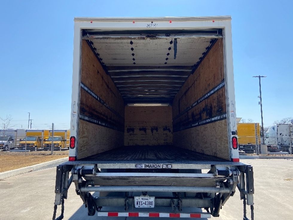 Medium Duty Box Truck-Light and Medium Duty Trucks-International-2020-MV607-San Antonio-TX-259,876\n\t\tmiles-$ 30,250 - Image 8