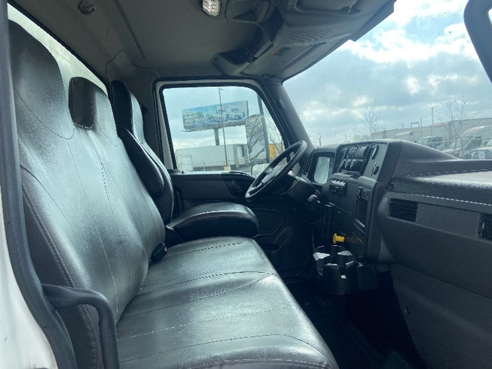 Medium Duty Box Truck-Light and Medium Duty Trucks-International-2020-MV607-San Antonio-TX-287,120\n\t\tmiles-$ 26,750 - Image 20