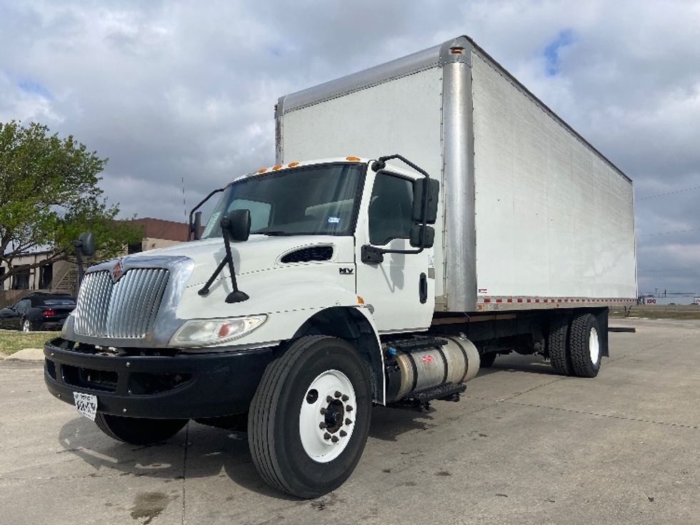 Medium Duty Box Truck-Light and Medium Duty Trucks-International-2020-MV607-San Antonio-TX-287,120\n\t\tmiles-$ 26,750 - Image 3