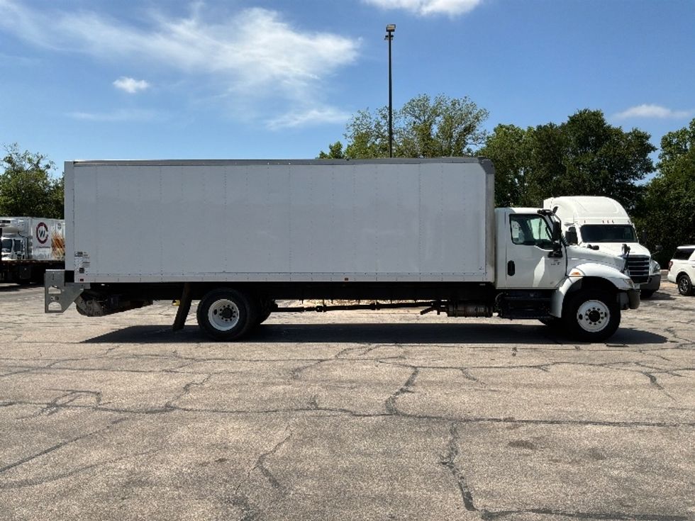 Medium Duty Box Truck-Light and Medium Duty Trucks-International-2020-MV607-San Antonio-TX-72,268\n\t\tmiles-$ 65,250 - Image 15