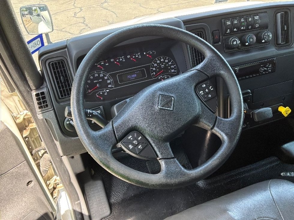 Medium Duty Box Truck-Light and Medium Duty Trucks-International-2020-MV607-San Antonio-TX-72,268\n\t\tmiles-$ 65,250 - Image 18