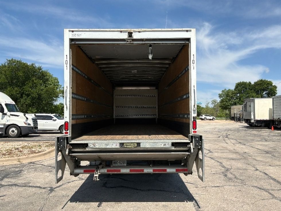 Medium Duty Box Truck-Light and Medium Duty Trucks-International-2020-MV607-San Antonio-TX-72,268\n\t\tmiles-$ 65,250 - Image 8