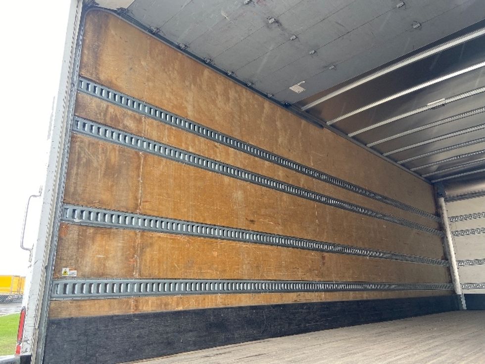 Medium Duty Box Truck-Light and Medium Duty Trucks-International-2020-MV607-San Antonio-TX-93,605\n\t\tmiles-$ 65,250 - Image 10