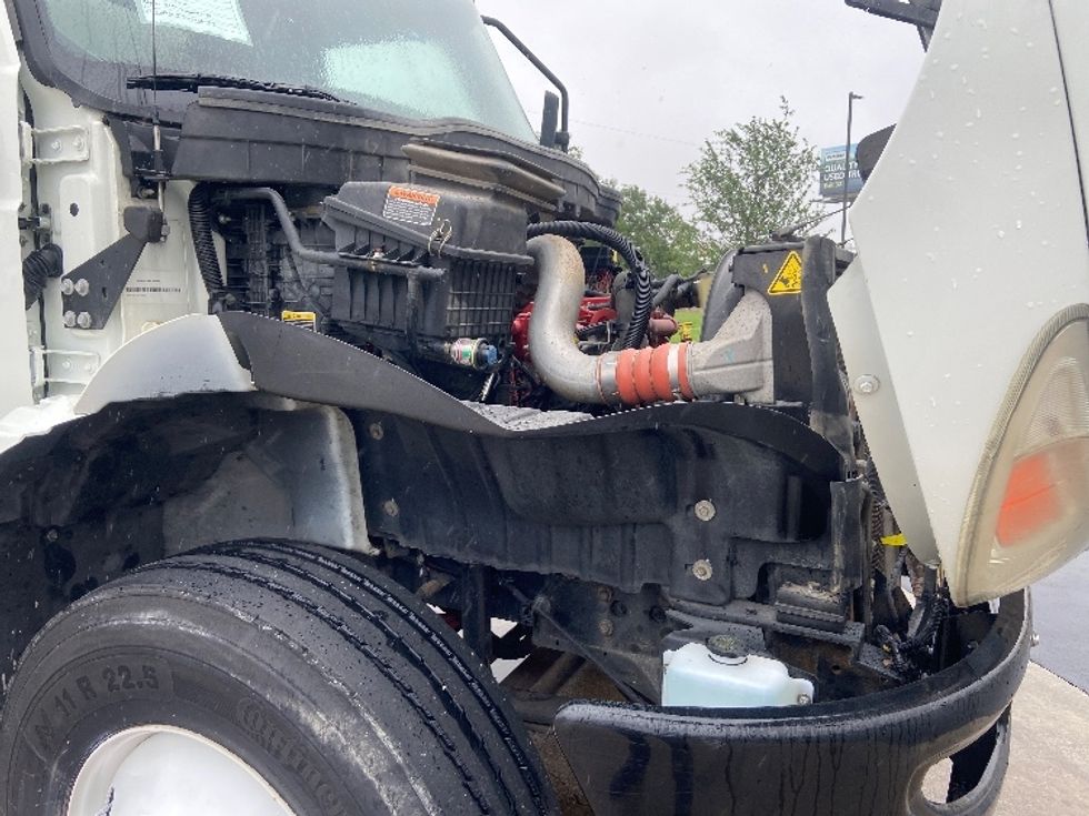 Medium Duty Box Truck-Light and Medium Duty Trucks-International-2020-MV607-San Antonio-TX-93,605\n\t\tmiles-$ 65,250 - Image 22