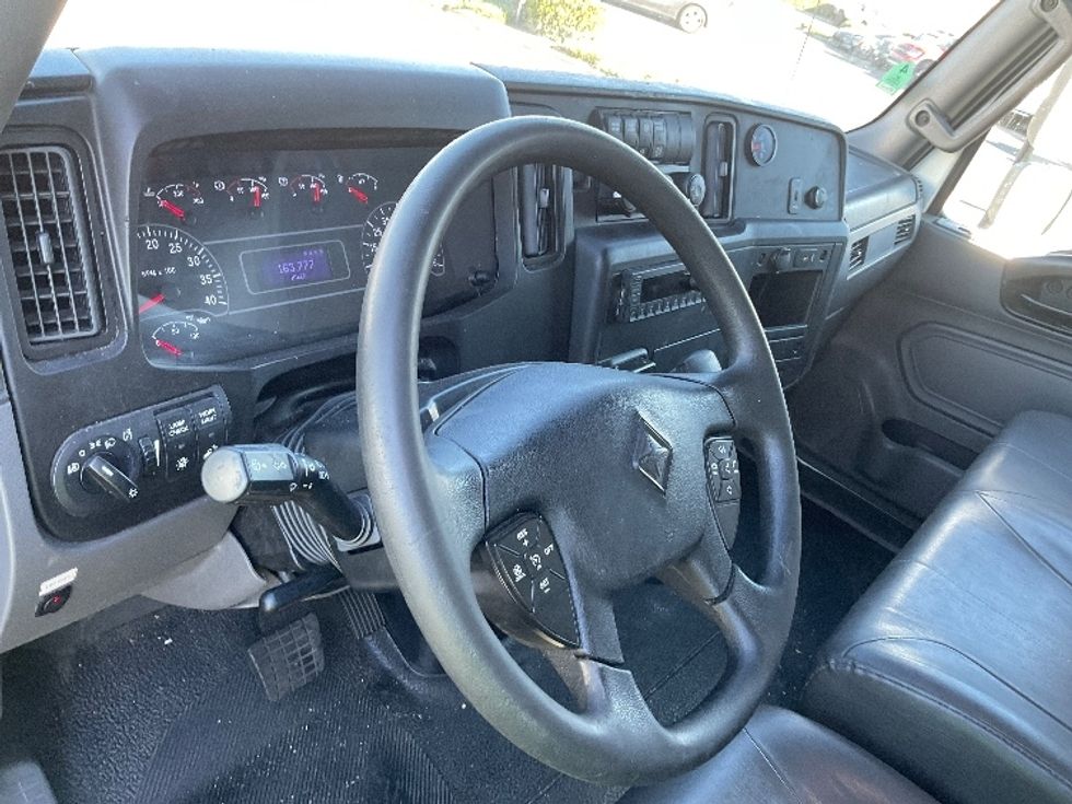 Medium Duty Box Truck-Light and Medium Duty Trucks-International-2020-MV607-Santa Ana-CA-163,777\n\t\tmiles-$ 53,500 - Image 17