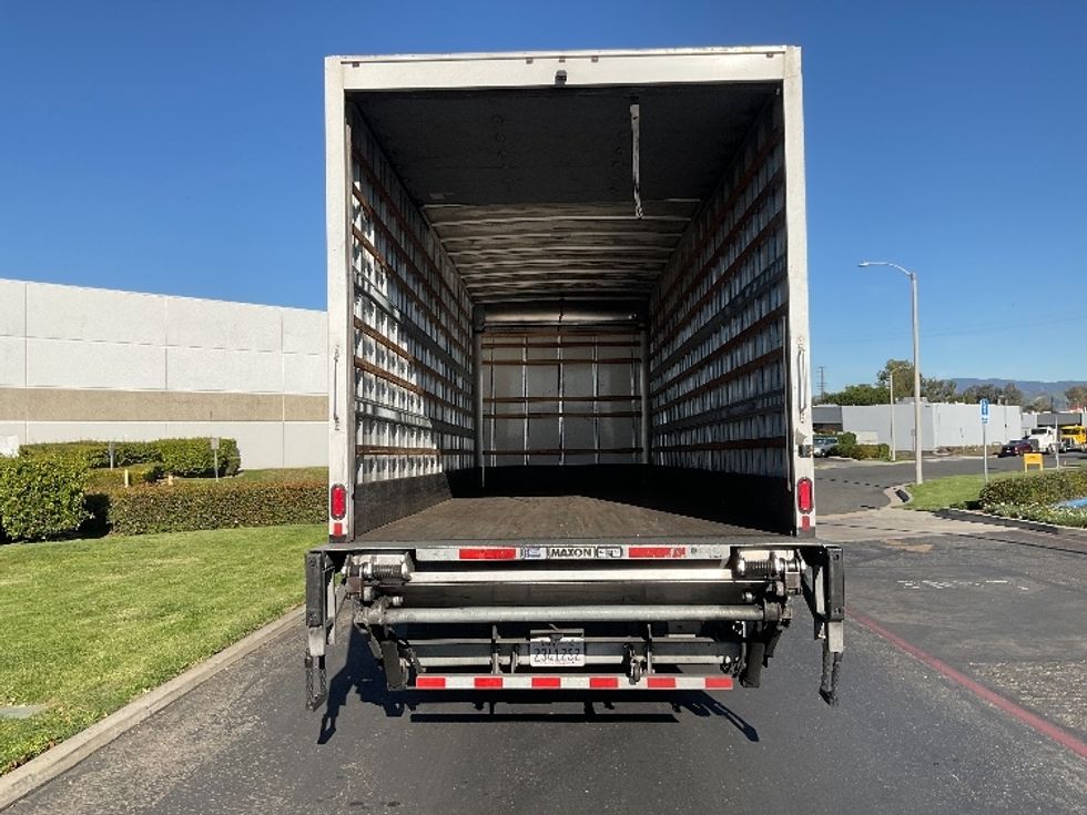 Medium Duty Box Truck-Light and Medium Duty Trucks-International-2020-MV607-Santa Ana-CA-163,777\n\t\tmiles-$ 53,500 - Image 8