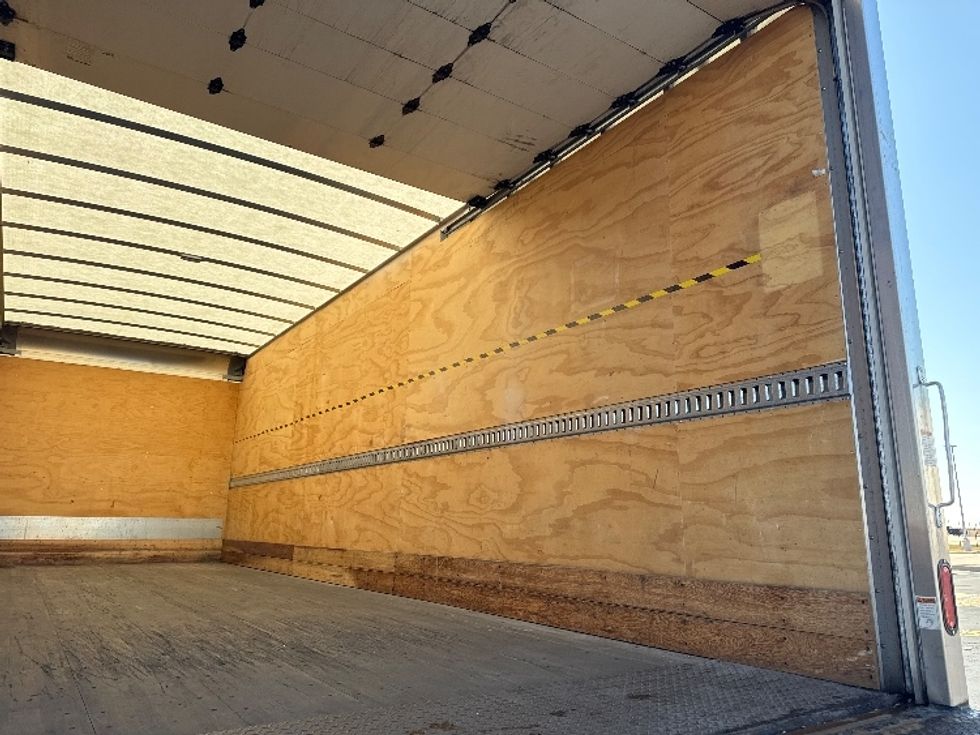 Medium Duty Box Truck-Light and Medium Duty Trucks-International-2020-MV607-Sheboygan-WI-16,254\n\t\tmiles-$ 58,750 - Image 12
