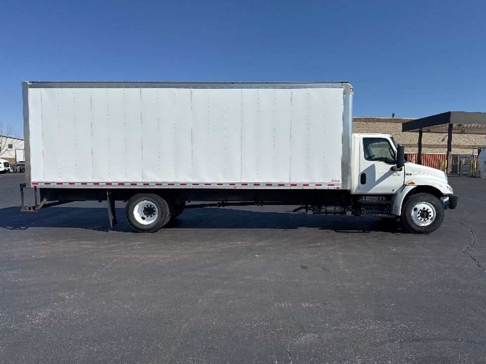 Medium Duty Box Truck-Light and Medium Duty Trucks-International-2020-MV607-Sheboygan-WI-16,254\n\t\tmiles-$ 58,750 - Image 15