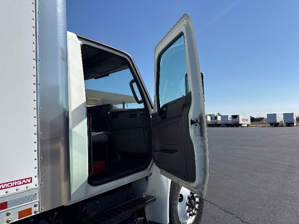 Medium Duty Box Truck-Light and Medium Duty Trucks-International-2020-MV607-Sheboygan-WI-16,254\n\t\tmiles-$ 58,750 - Image 20