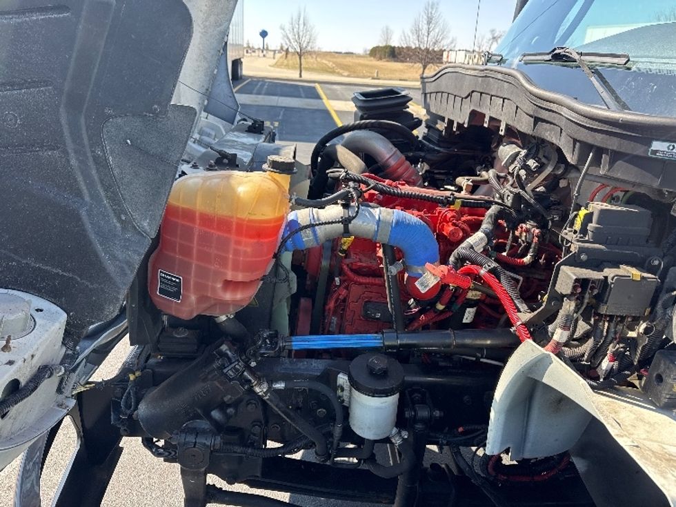 Medium Duty Box Truck-Light and Medium Duty Trucks-International-2020-MV607-Sheboygan-WI-16,254\n\t\tmiles-$ 58,750 - Image 23