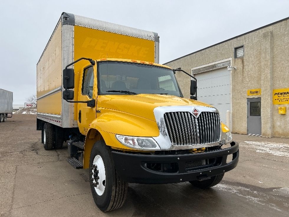 Medium Duty Box Truck-Light and Medium Duty Trucks-International-2020-MV607-Sioux Falls-SD-167,364\n\t\tmiles-$ 33,750 - Image 1