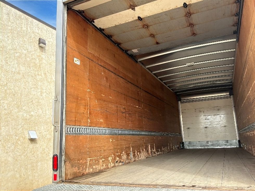 Medium Duty Box Truck-Light and Medium Duty Trucks-International-2020-MV607-Sioux Falls-SD-440,398\n\t\tmiles-$ 21,750 - Image 10