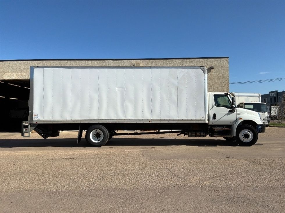 Medium Duty Box Truck-Light and Medium Duty Trucks-International-2020-MV607-Sioux Falls-SD-452,004\n\t\tmiles-$ 21,750 - Image 15
